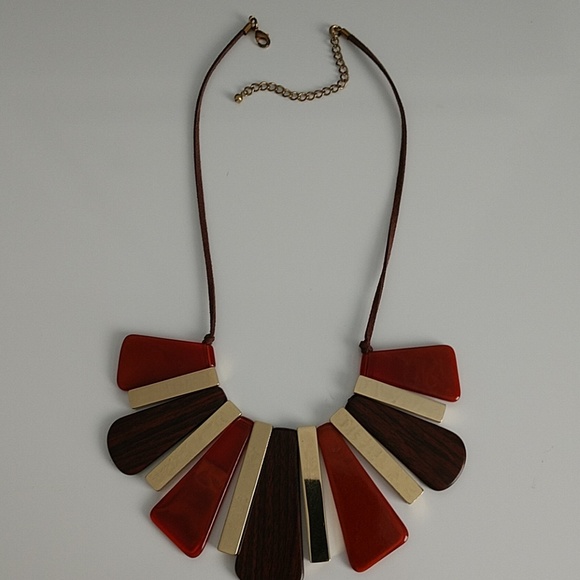 Necklace - Picture 2 of 5